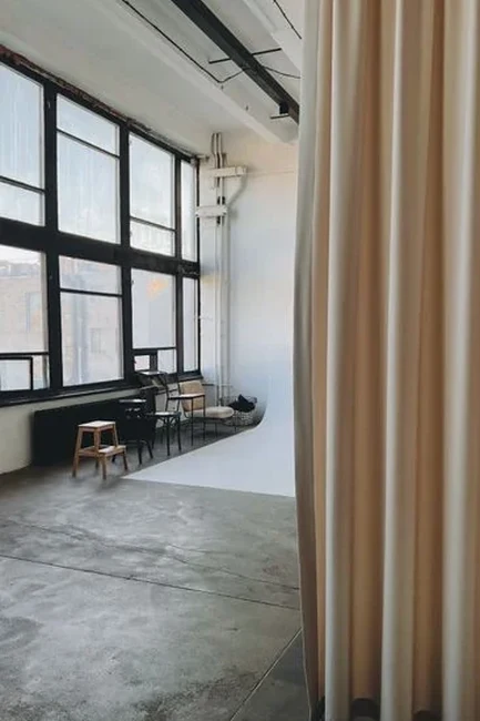 Espace studio pour une séance photo ou une production vidéo